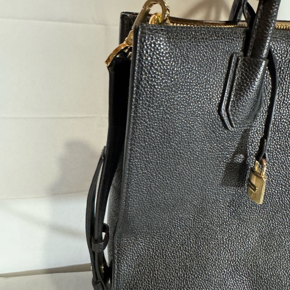 Michael Kors Black Mercer Leather Large Convertible Tote with strap NWT - Picture 4 of 16